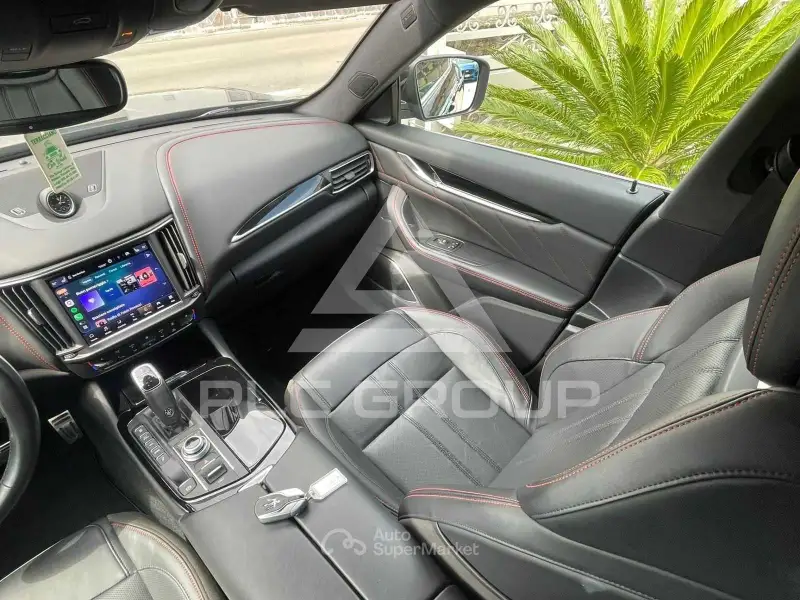 2024 Maserati LEVANTE
