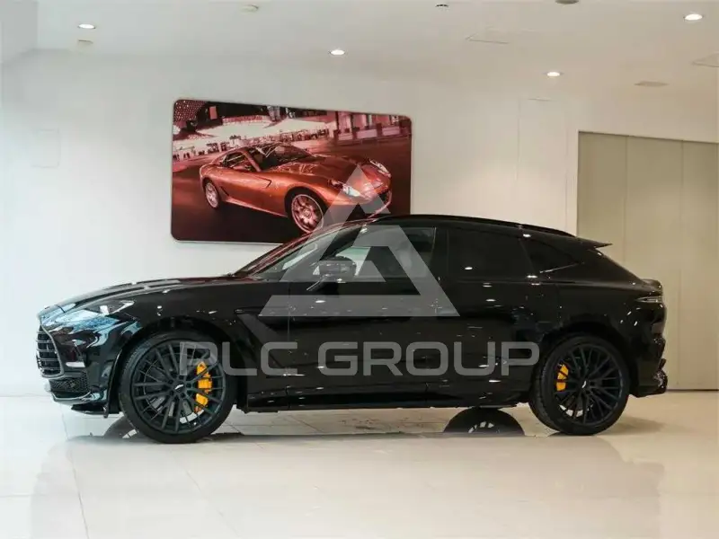 2024 Aston Martin DBX