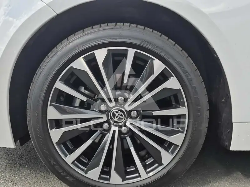 2024 Toyota COROLLA