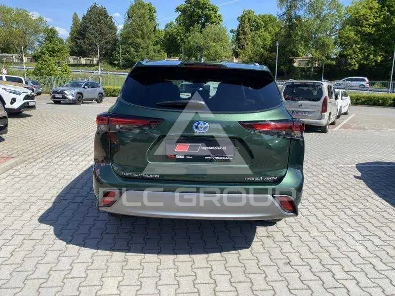 2024 Toyota Highlander