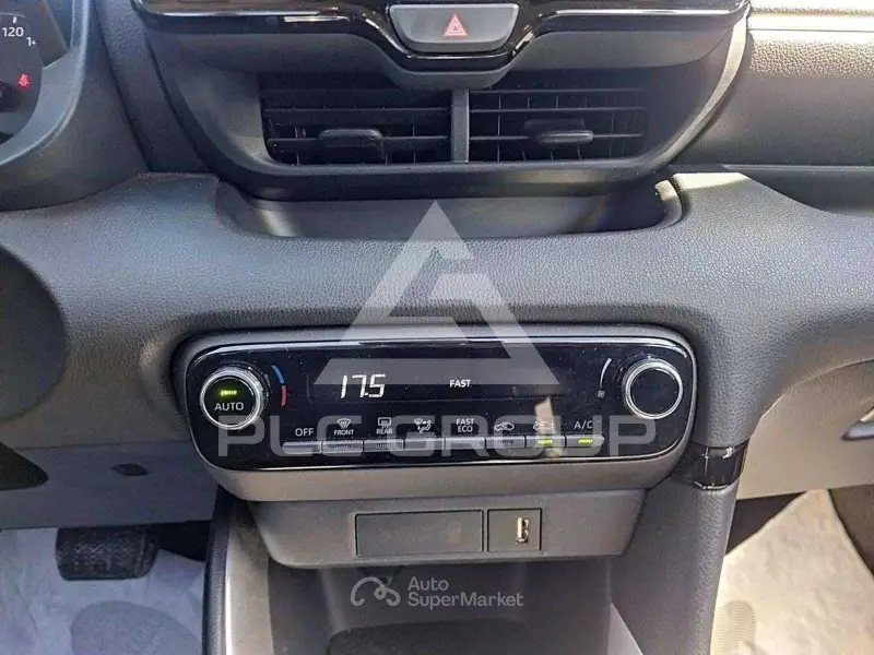 2024 Toyota YARIS