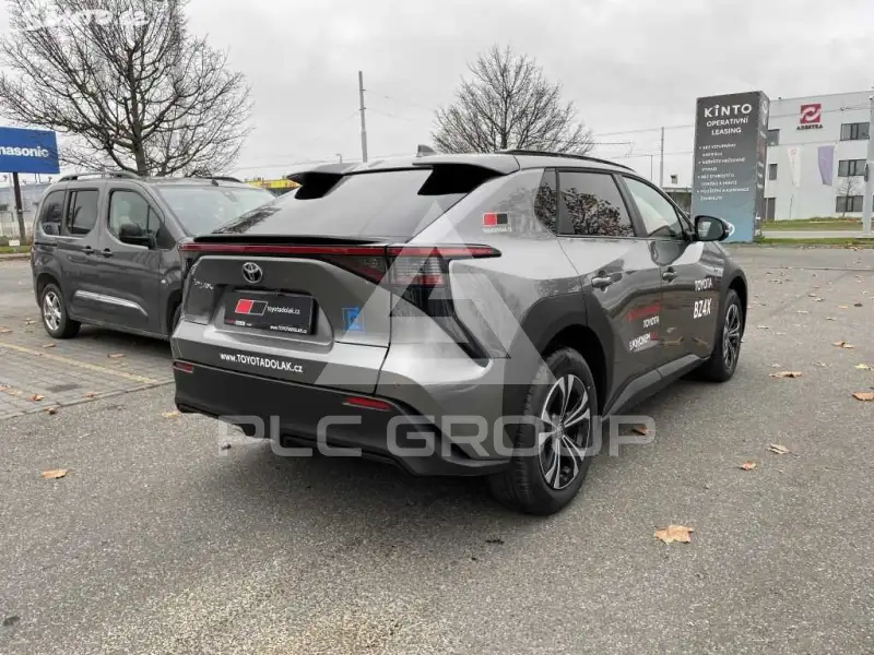 2024 Toyota bZ4X