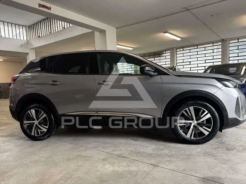 2024 Peugeot 3008