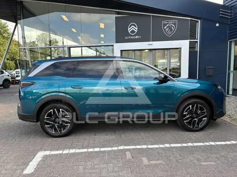 2024 Peugeot 5008
