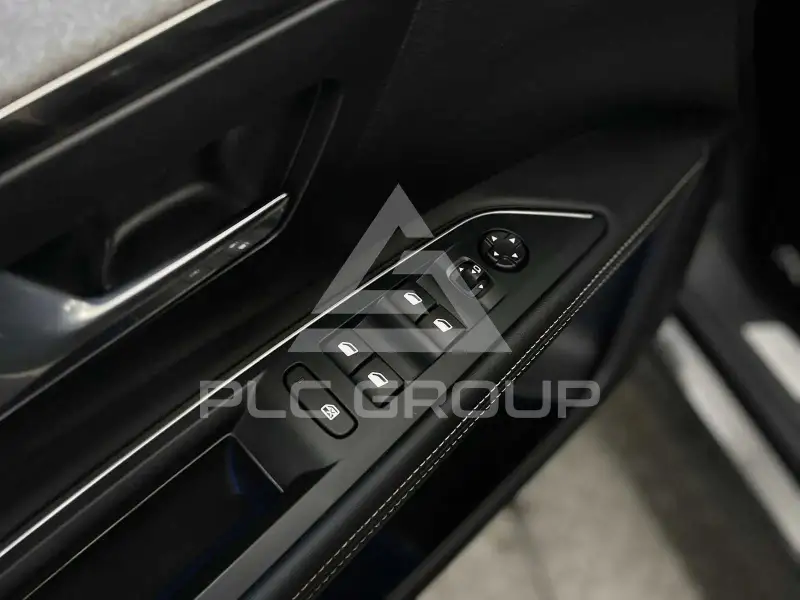2024 Peugeot 5008