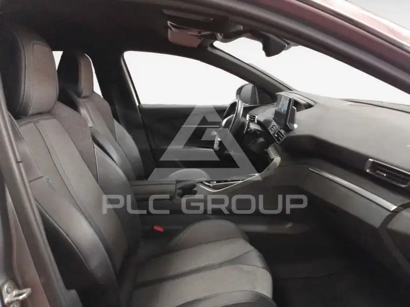 2024 Peugeot 5008