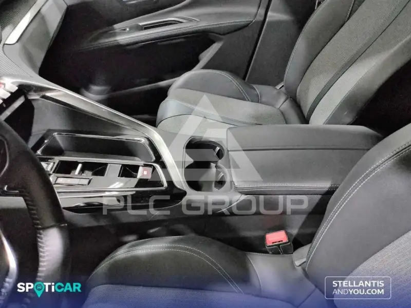 2024 Peugeot 5008