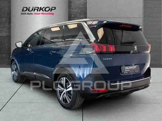 2024 Peugeot 5008