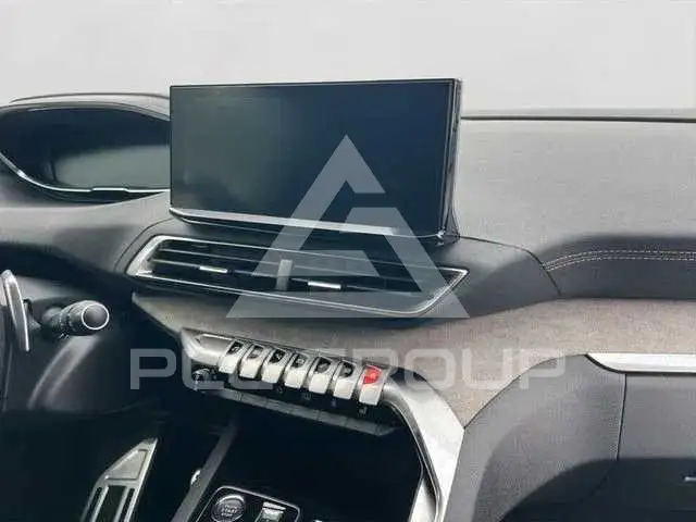 2024 Peugeot 5008