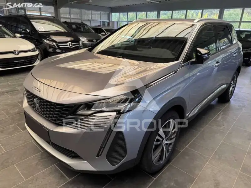 2024 Peugeot 5008
