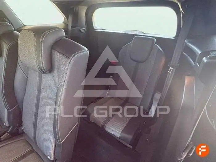 2024 Peugeot 5008