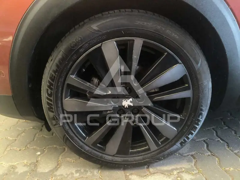 2024 Peugeot 5008
