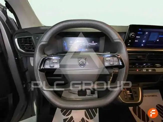 2024 Peugeot Traveller