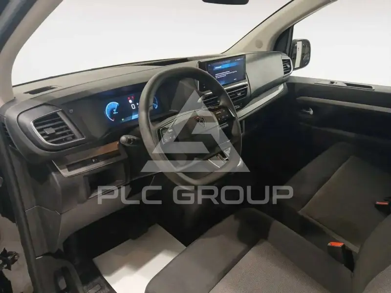 2024 Peugeot Traveller