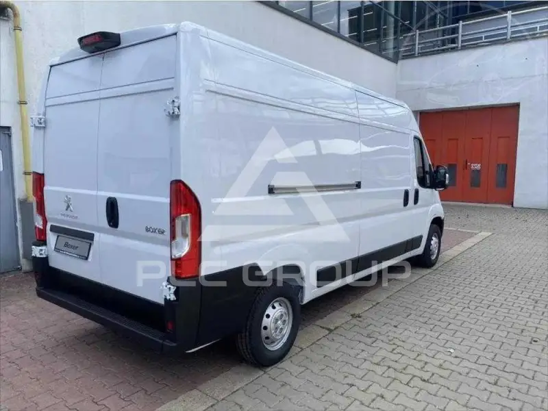 2024 Peugeot Boxer