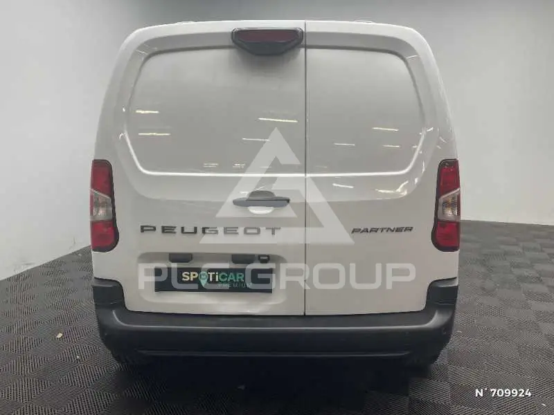 2024 Peugeot Partner
