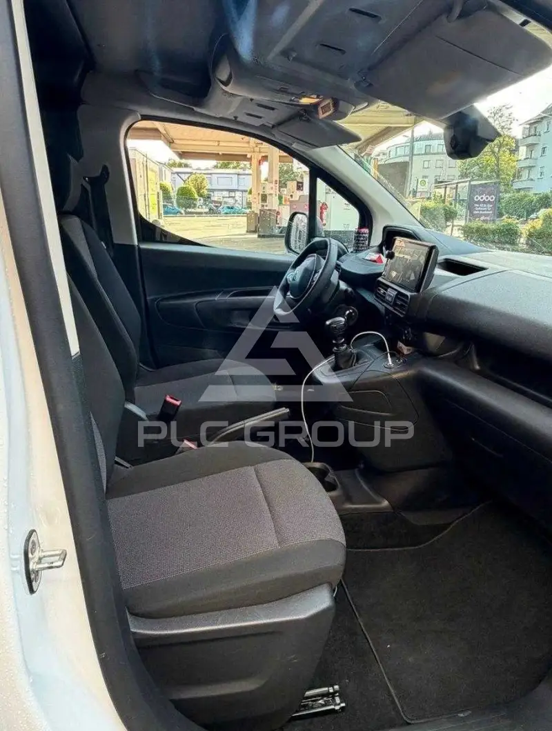 2024 Peugeot Partner