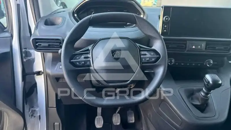 2024 Peugeot Partner