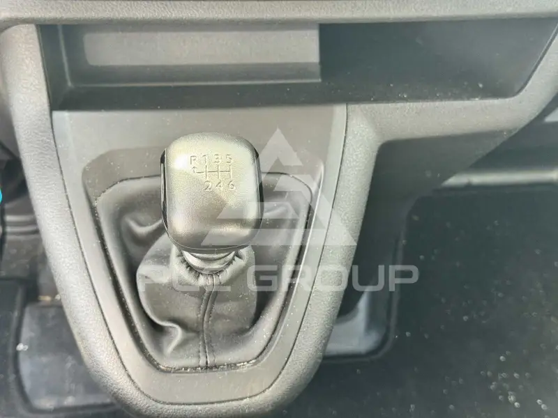 2024 Peugeot Expert