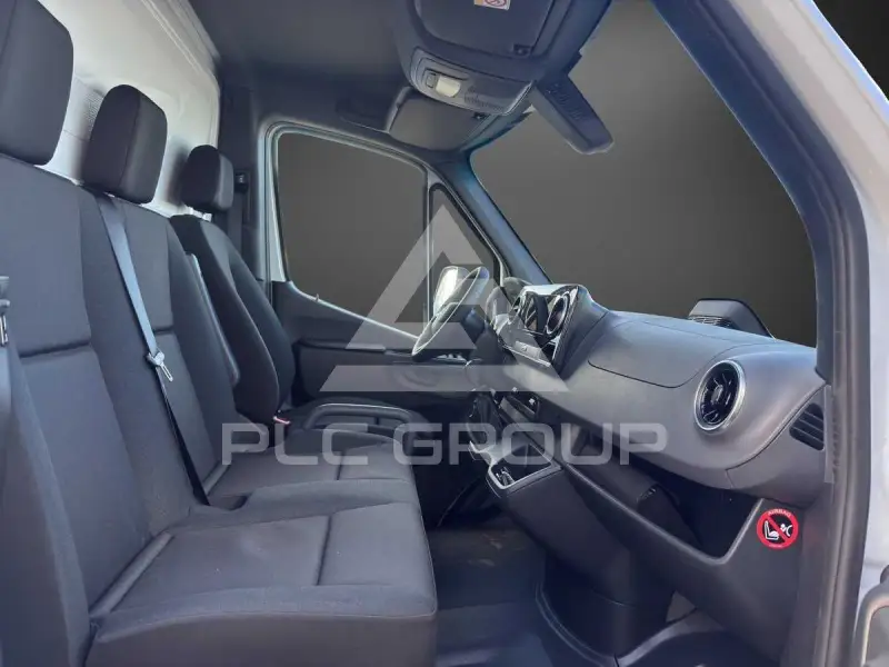 2024 Mercedes Benz Sprinter