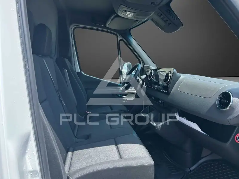 2024 Mercedes Benz Sprinter