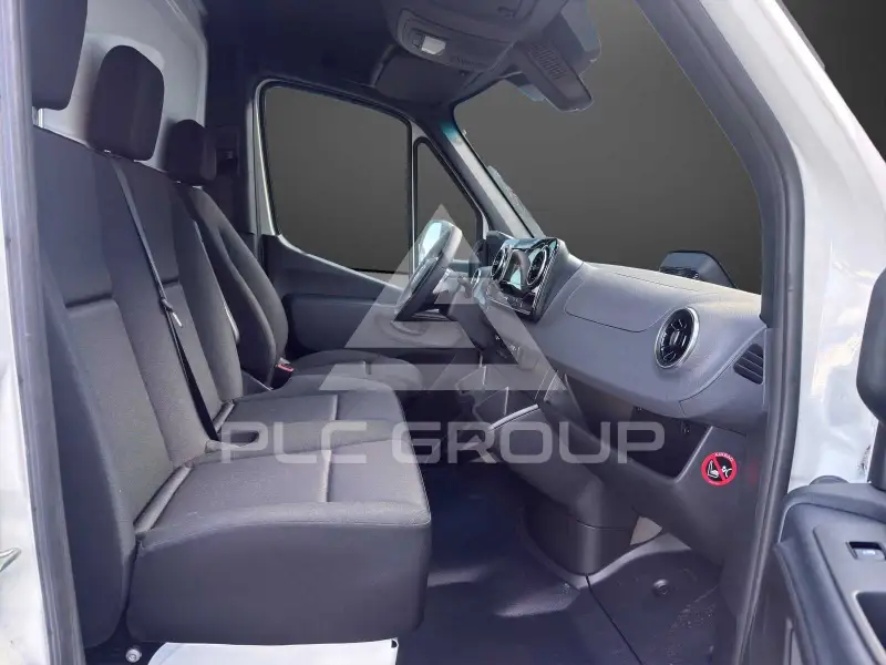 2024 Mercedes Benz Sprinter