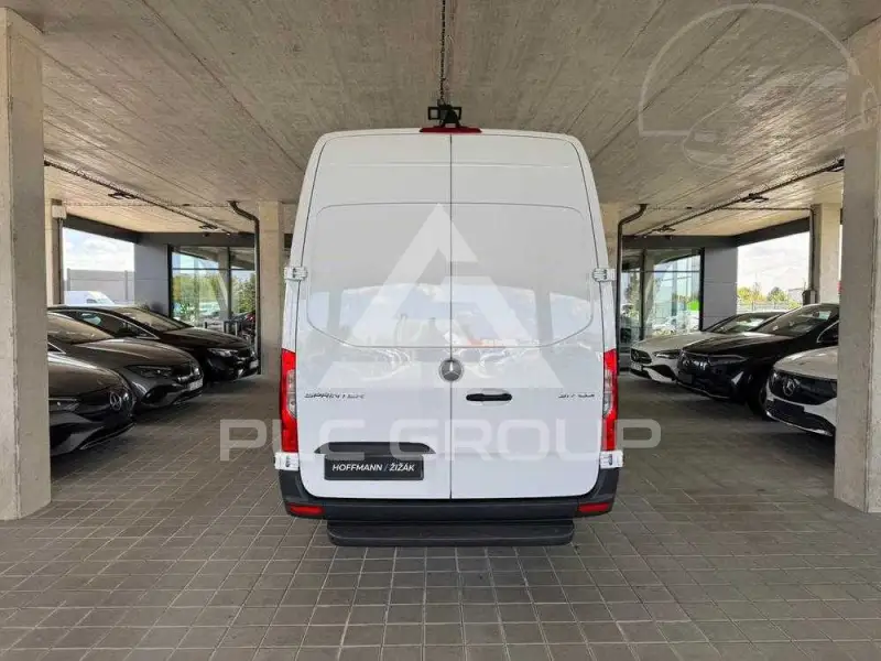 2024 Mercedes Benz Sprinter