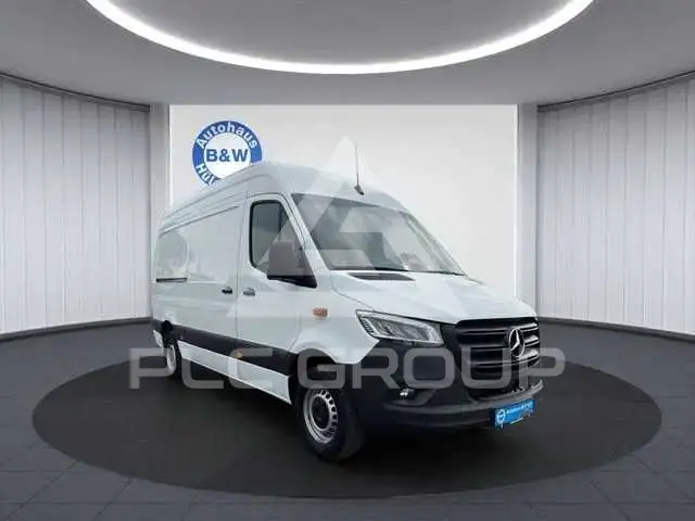 2024 Mercedes Benz Sprinter