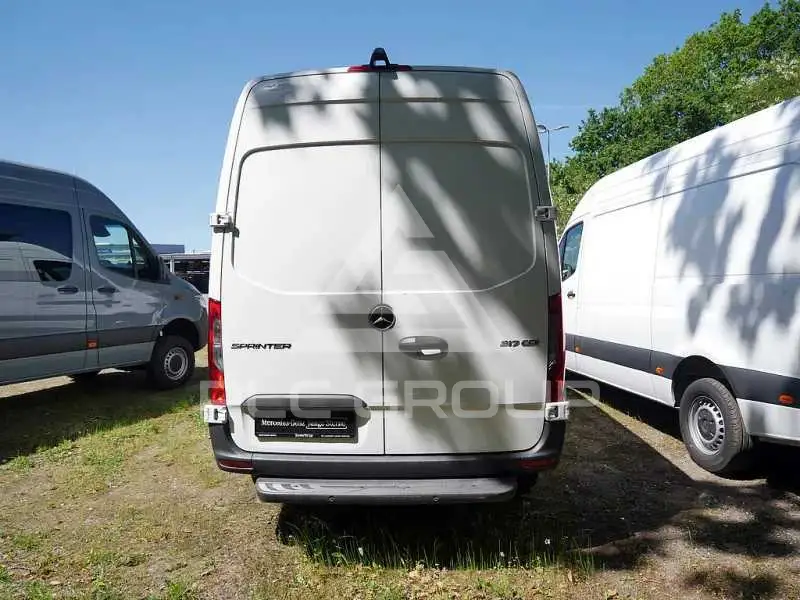 2024 Mercedes Benz Sprinter