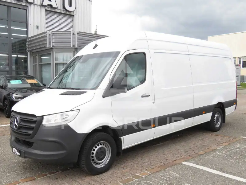 2024 Mercedes Benz Sprinter
