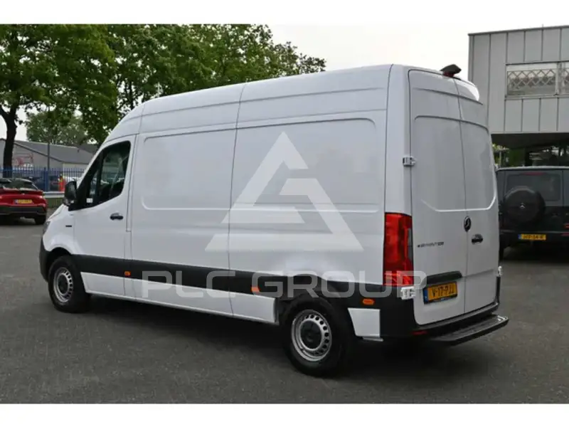 2024 Mercedes Benz Sprinter