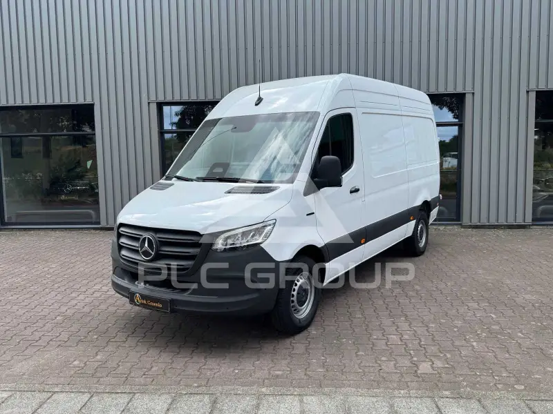 2024 Mercedes Benz Sprinter