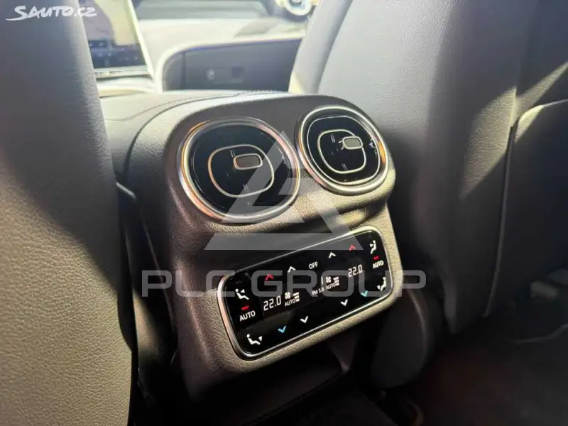 2024 Mercedes Benz GLC-Class