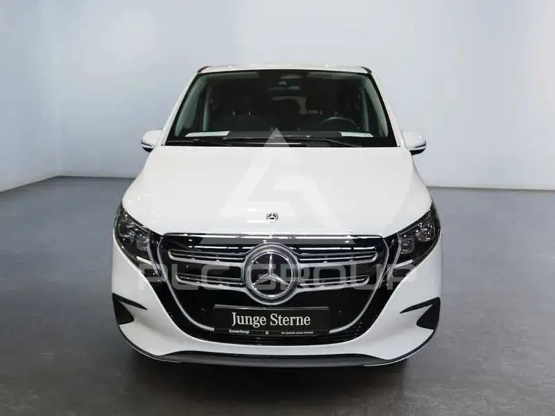 2024 Mercedes Benz EQV