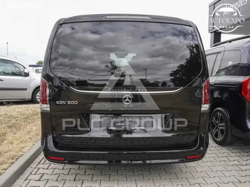 2024 Mercedes Benz EQV