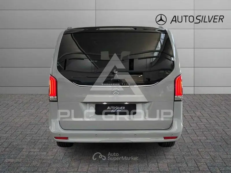 2024 Mercedes Benz V