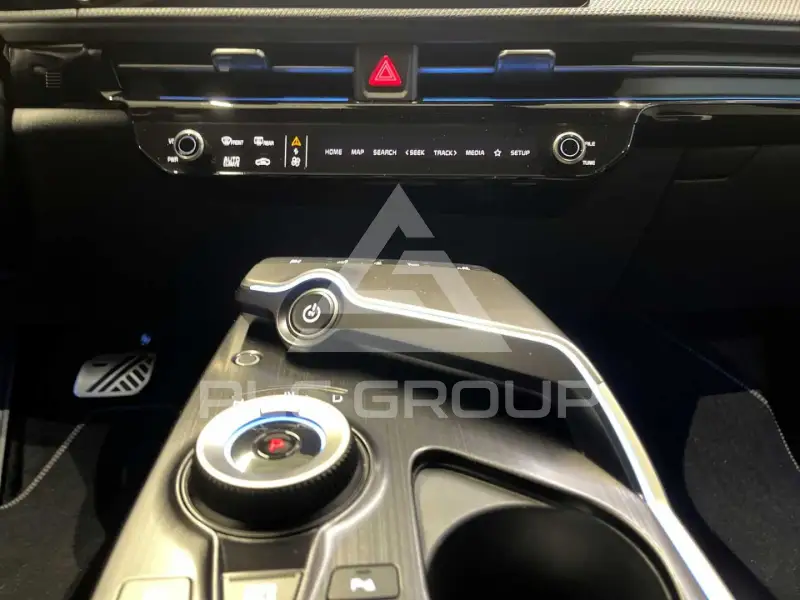 2024 KIA EV