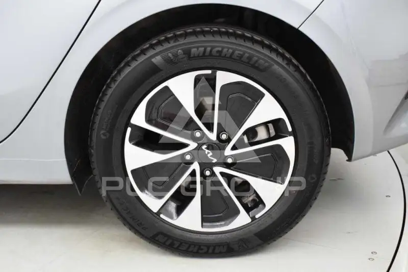 2024 KIA Ceed