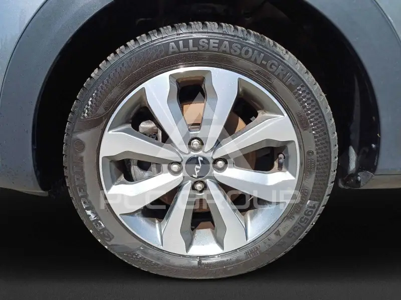 2024 KIA Stonic