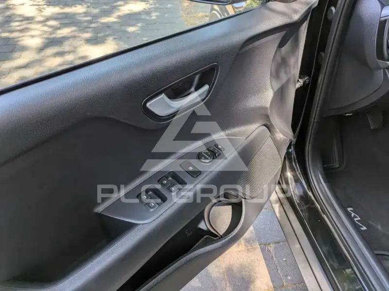 2024 KIA Stonic