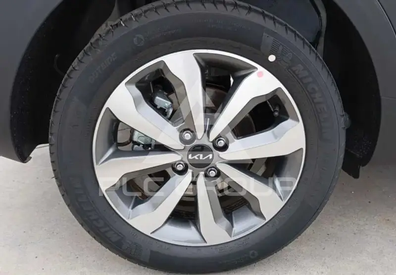 2024 KIA Stonic