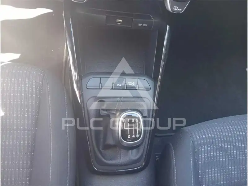 2024 KIA Stonic