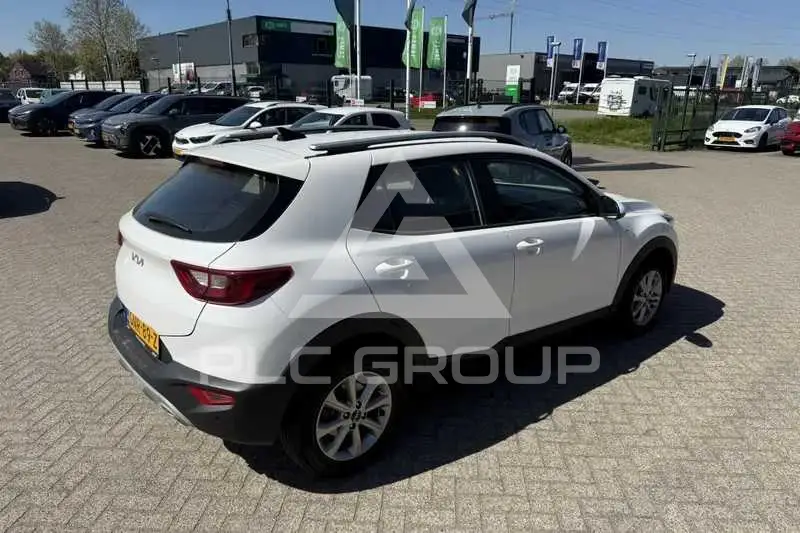 2024 KIA Stonic