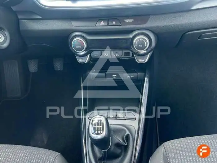 2024 KIA Stonic