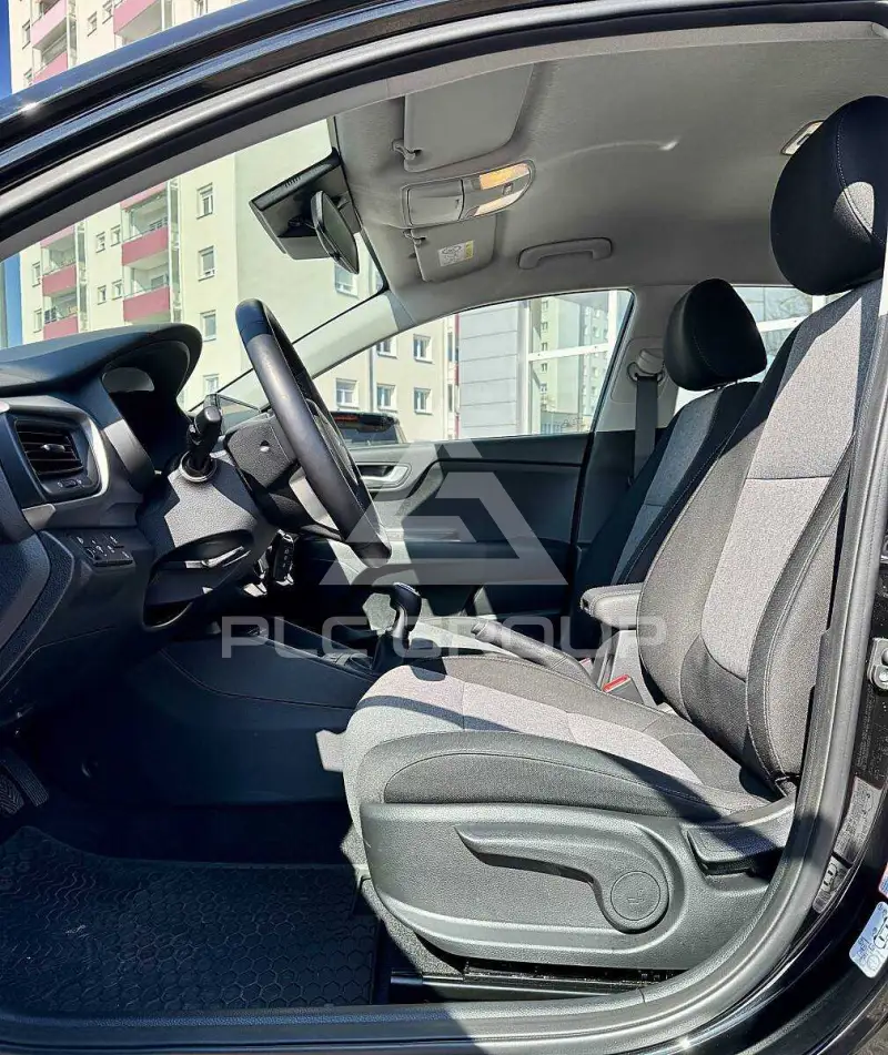 2024 KIA Stonic