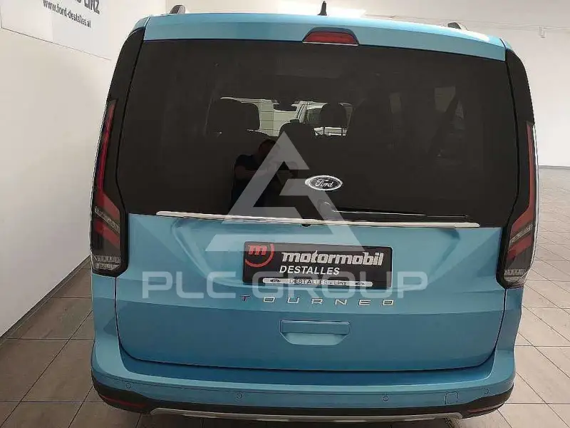 2024 Ford Tourneo