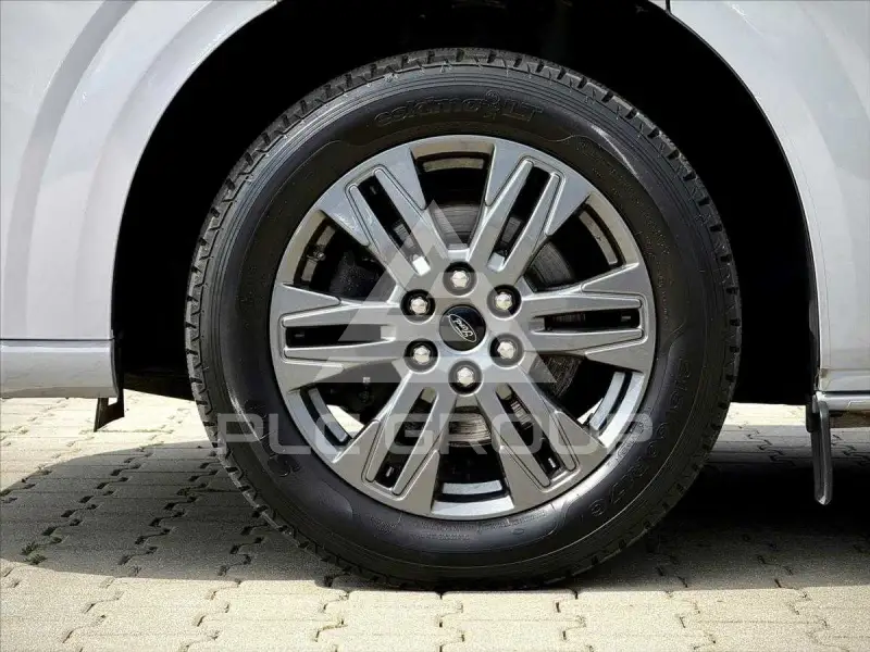 2024 Ford Tourneo