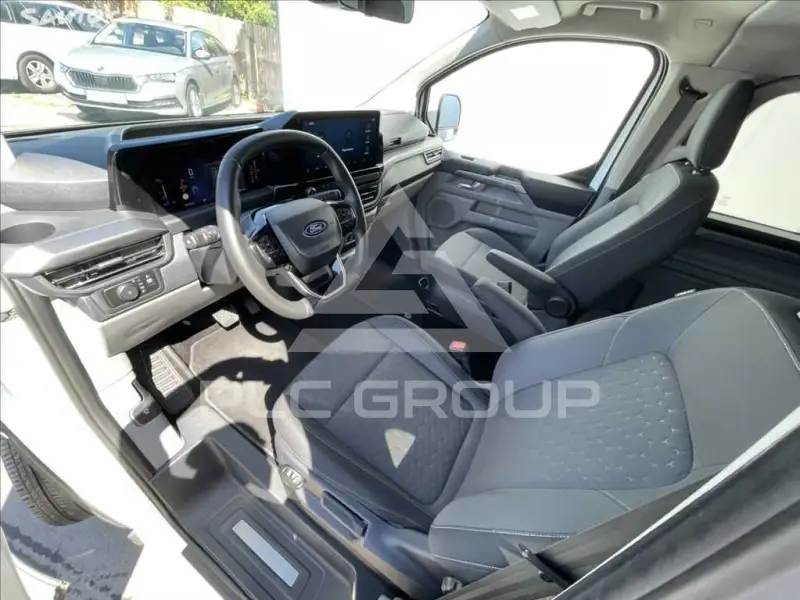 2024 Ford Tourneo