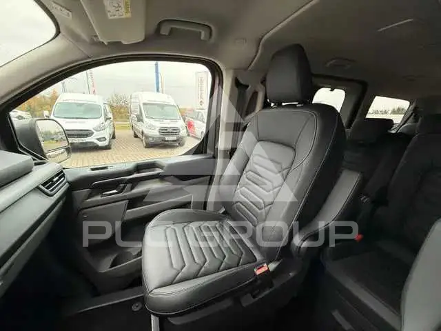 2024 Ford Tourneo
