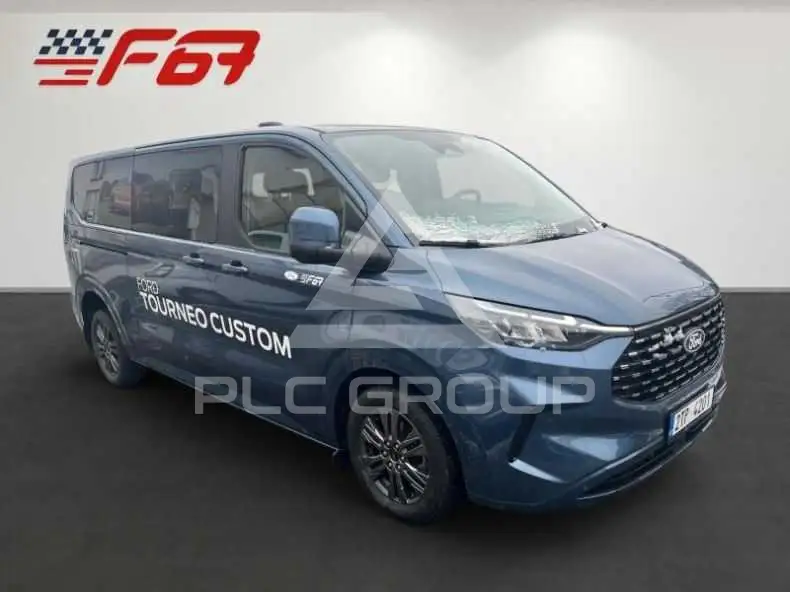 2024 Ford Tourneo